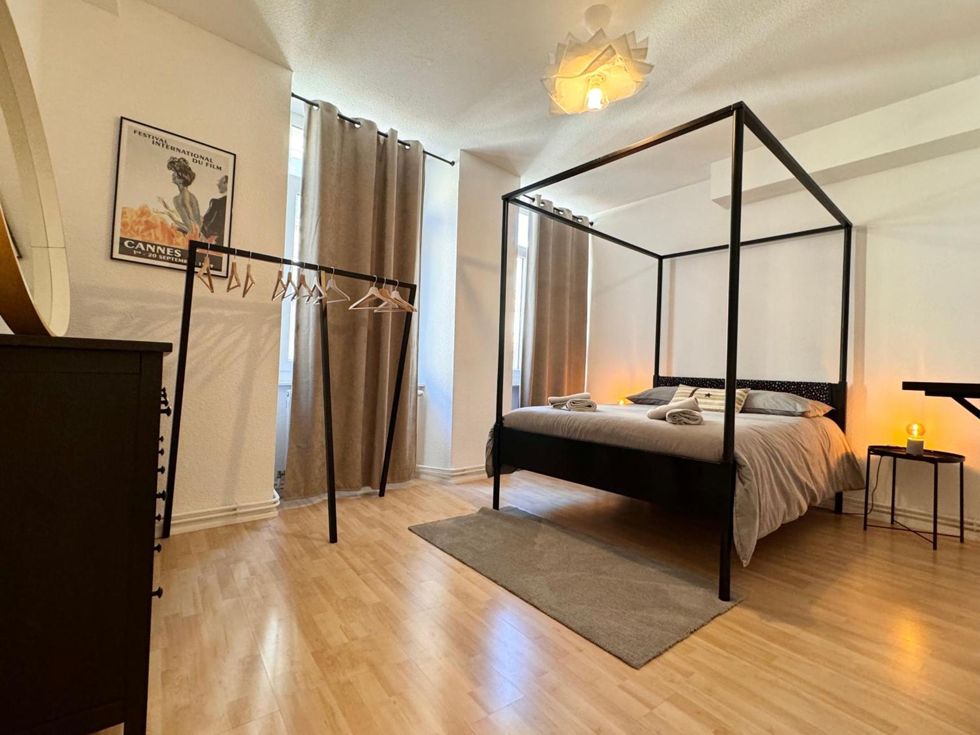 Apartament Le 7Eme Art, Hyper Centre Miluza Zewnętrze zdjęcie